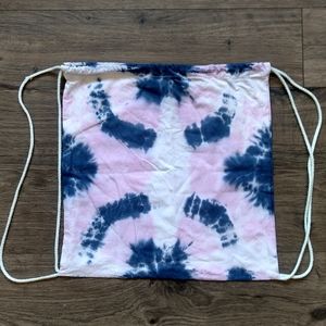 Tie-dye drawstring bag